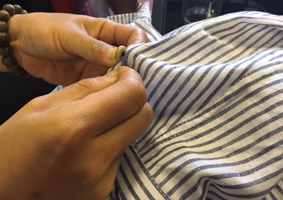 hand sewn button